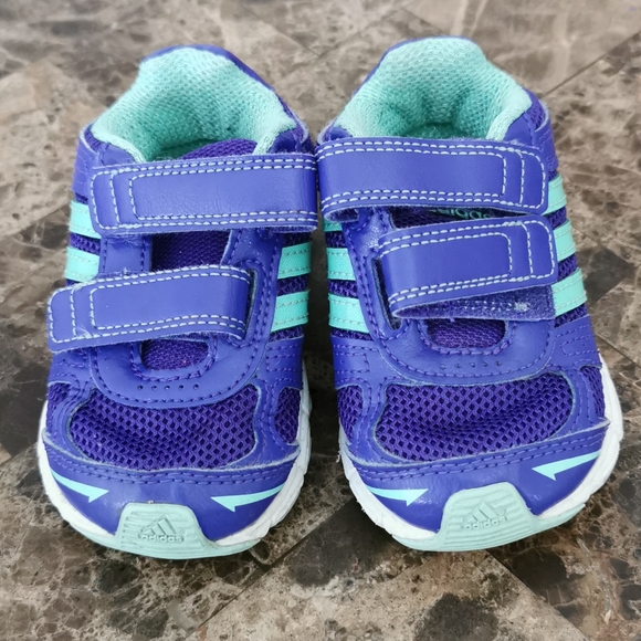 Adidas shoes - Picture 1 of 3